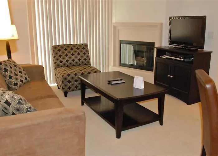Playa Del Oro Apartments
